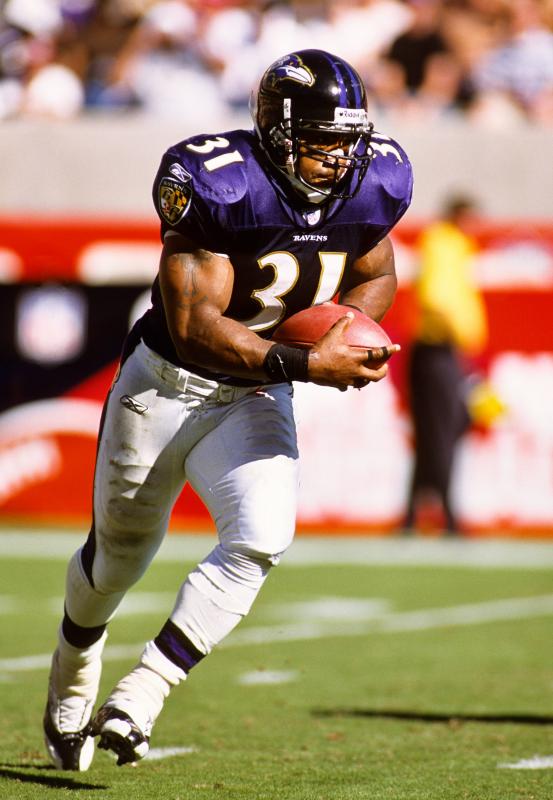 Former Baltimore Ravens running back Jamal Lewis gets Trump pardon
