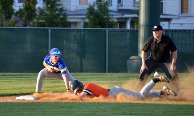 CMC champions! Boonsboro softball, Clear Spring baseball claim titles