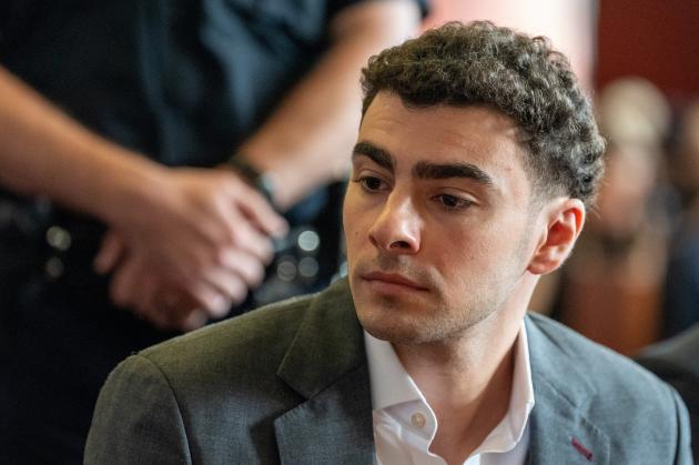 Luigi Mangione pleads guilty to federal stalking charges in surprise decision