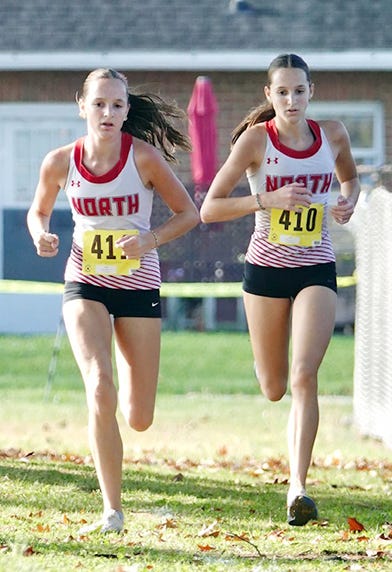 Mackenzie Philp, Dylan Herbst, Emily Franko are CMC cross country champs
